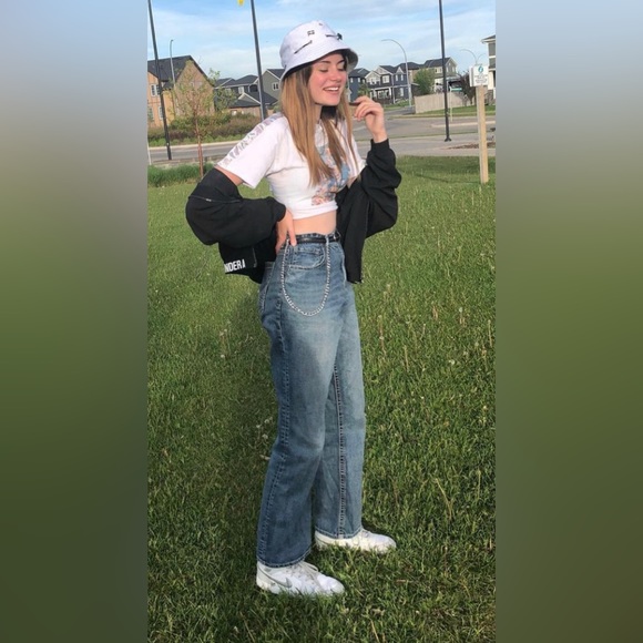 Black Under Armor Windbreaker - Picture 2 of 2